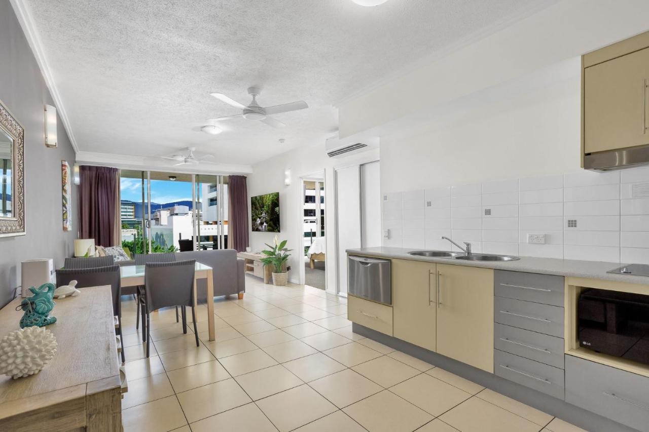 City Quays Luxury Dual Key Leilighet Cairns Eksteriør bilde